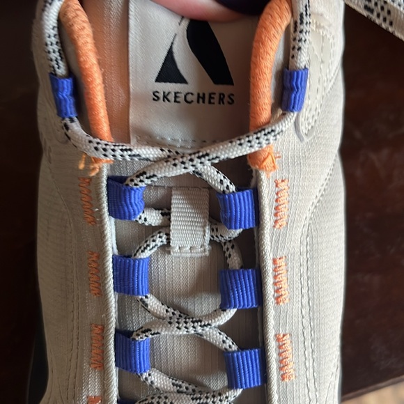 Skechers Men’s Utility Sneaker 10.5 - Picture 9 of 11